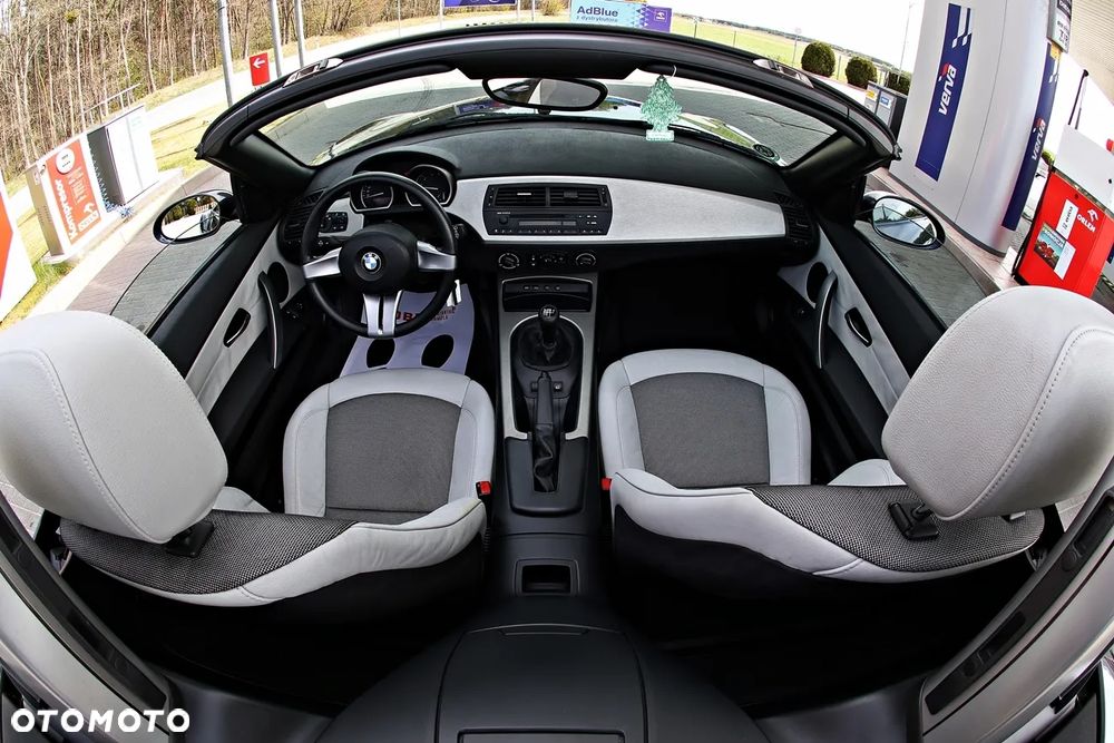 BMW Z4 2.2i - 29