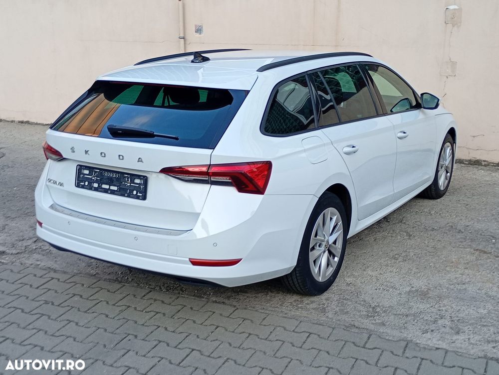 Skoda Octavia 2.0 TDI DSG Ambition - 4