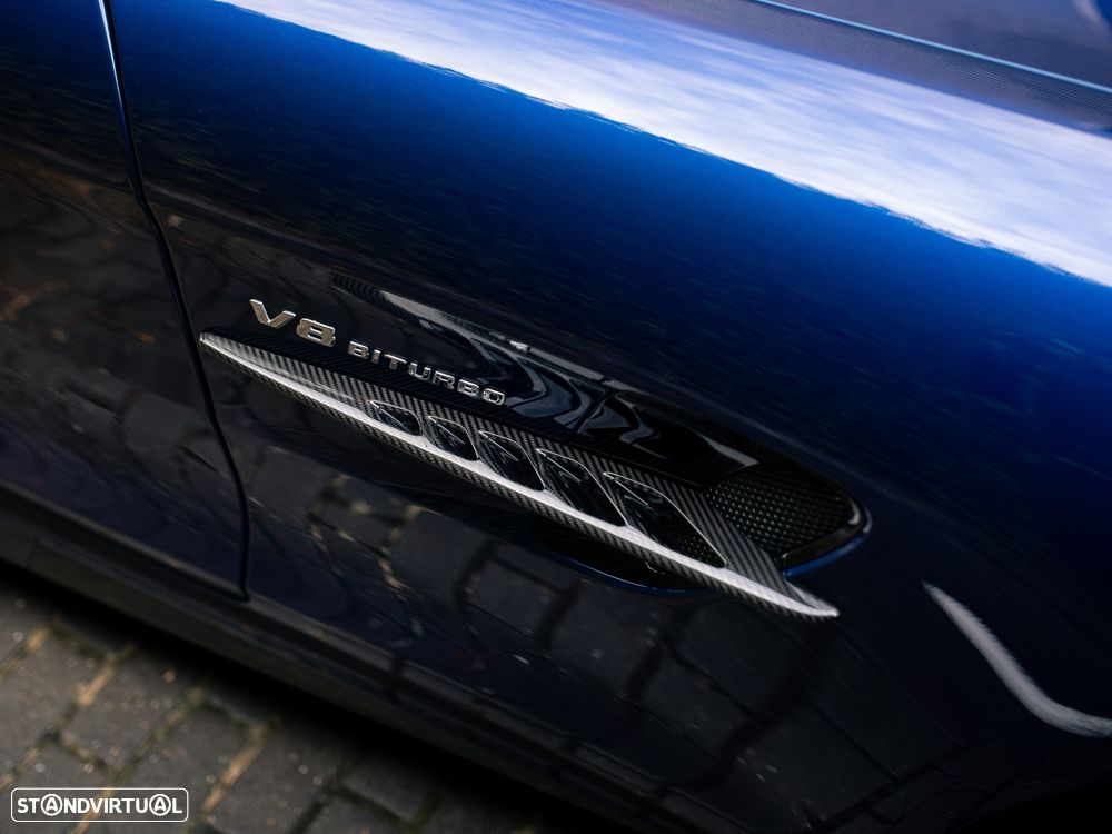 Mercedes-Benz AMG GT R - 14