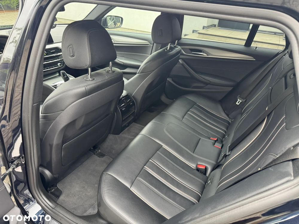 BMW Seria 5 520d M Sport Edition - 19