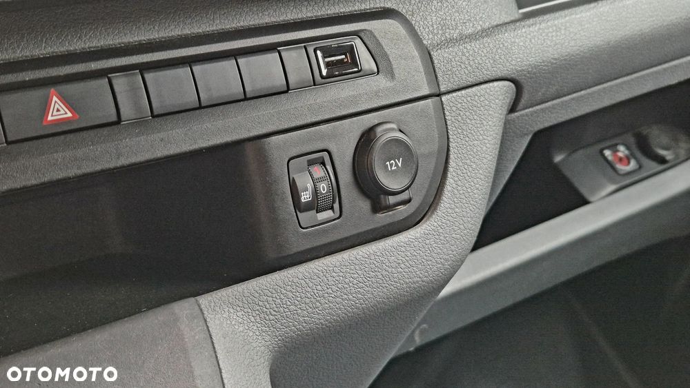 Opel Vivaro - 23