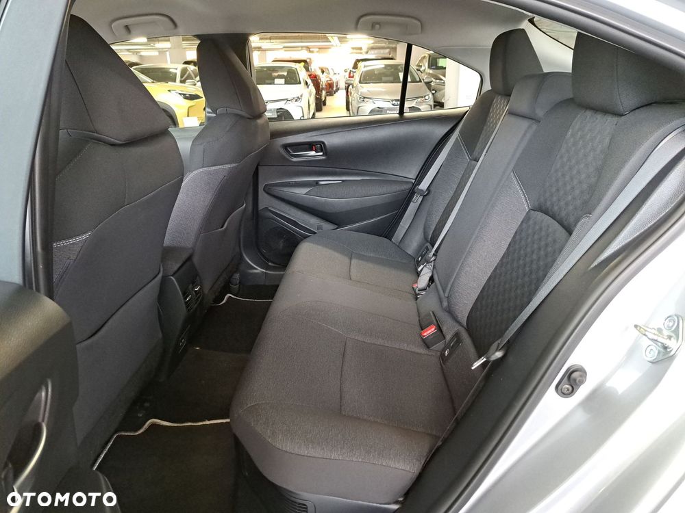 Toyota Corolla 1.8 Hybrid Comfort - 13