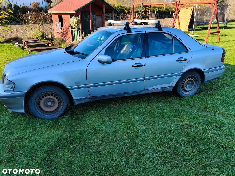 Mercedes-Benz Klasa C - 2