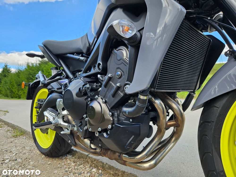 Yamaha MT - 19