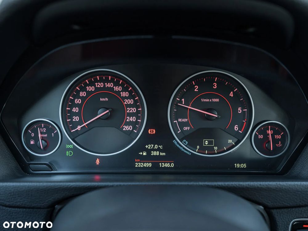 BMW Seria 3 318d Sport Line - 21