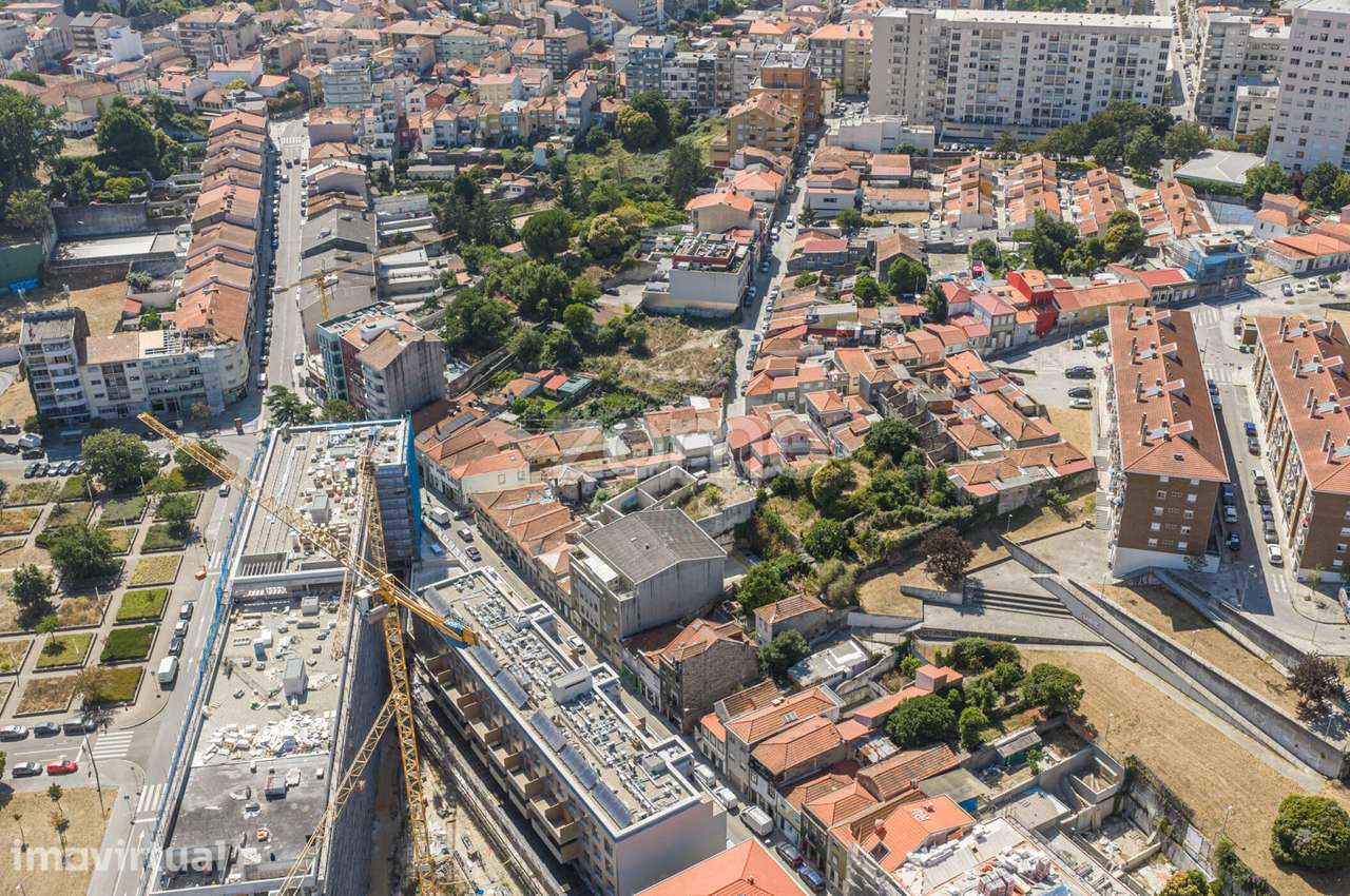 Moradia independente em Campanhã - Grande imagem: 5/18