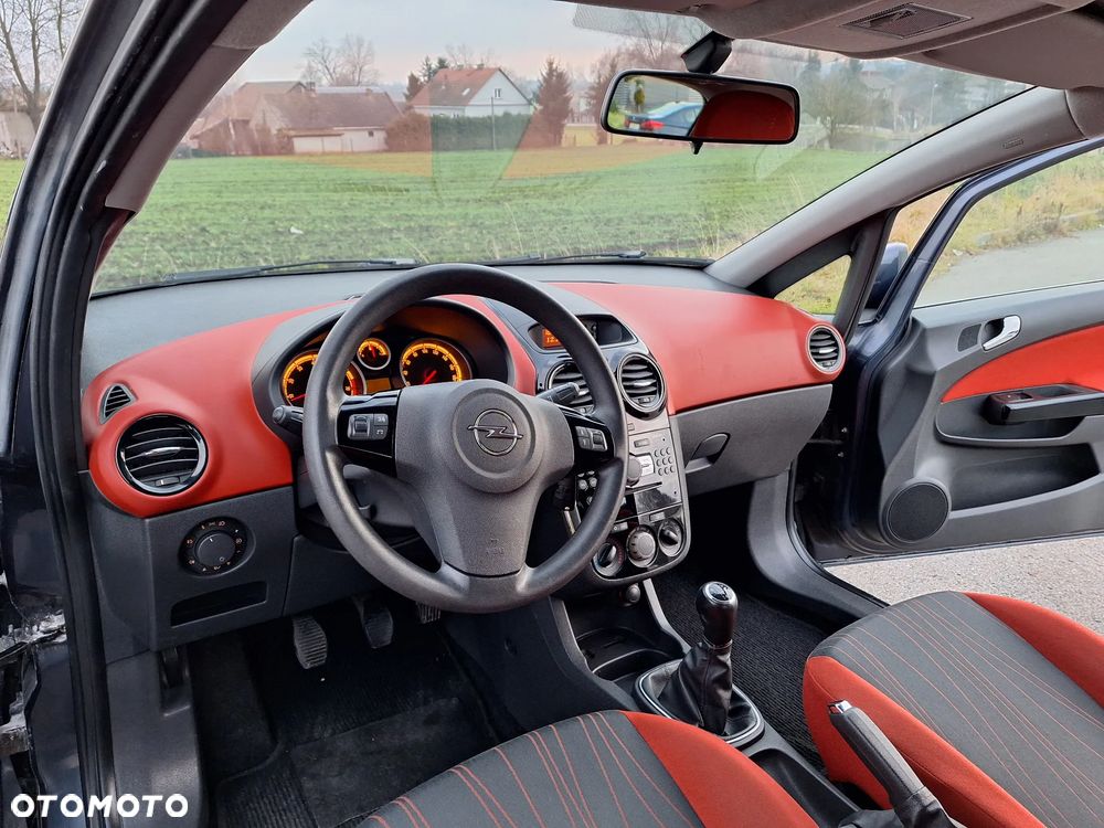 Opel Corsa - 11