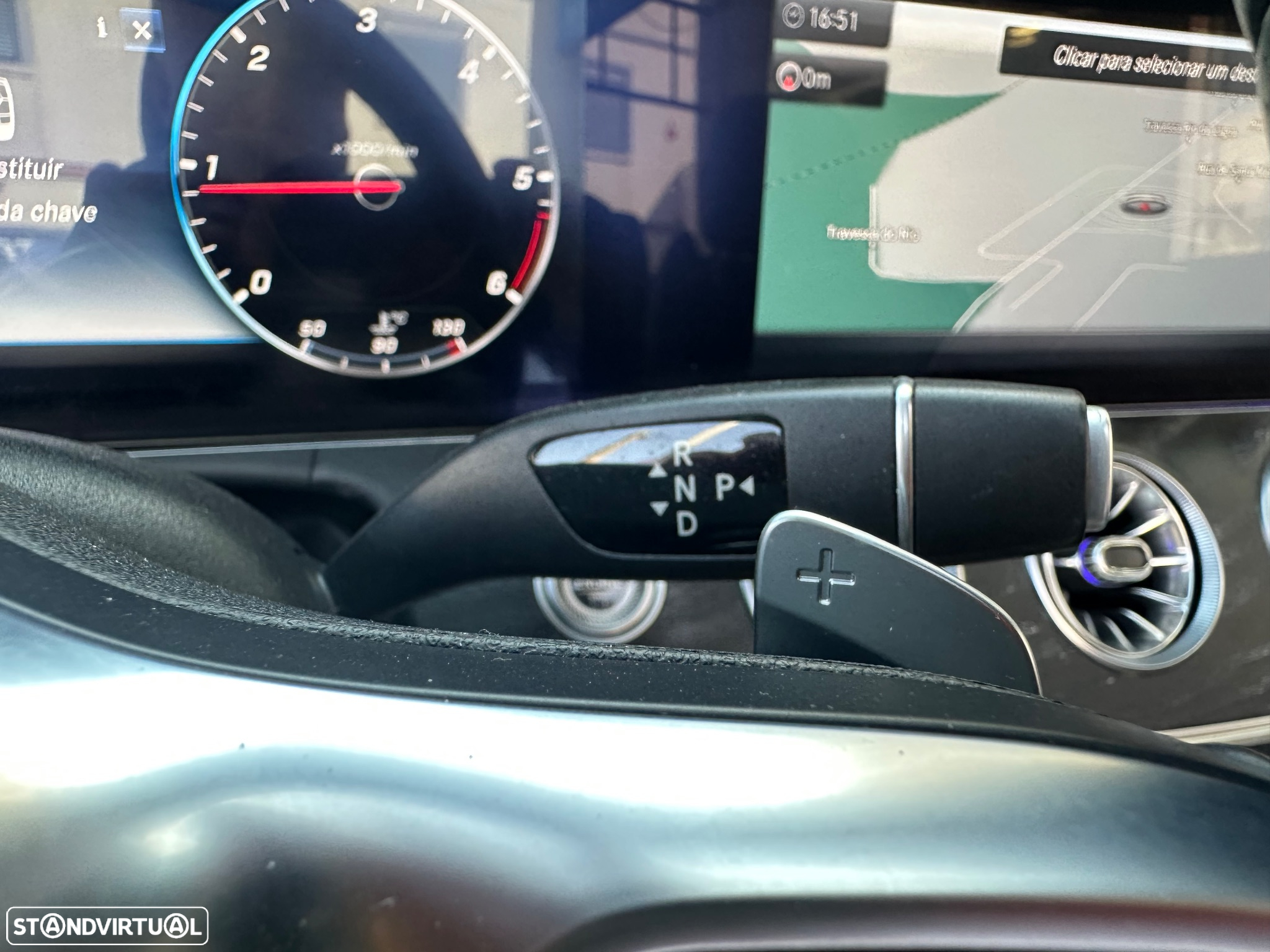 Mercedes-Benz E 220 d AMG Line - 25