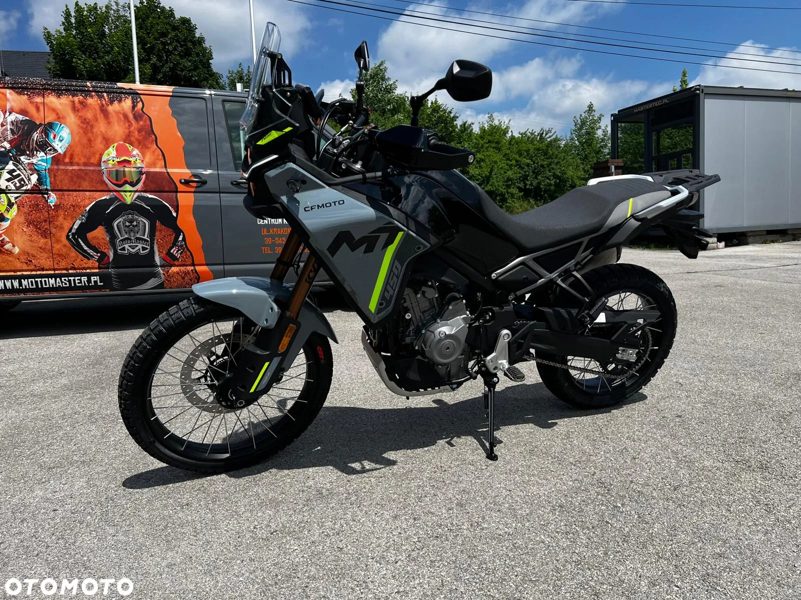 CFMoto MT - 8