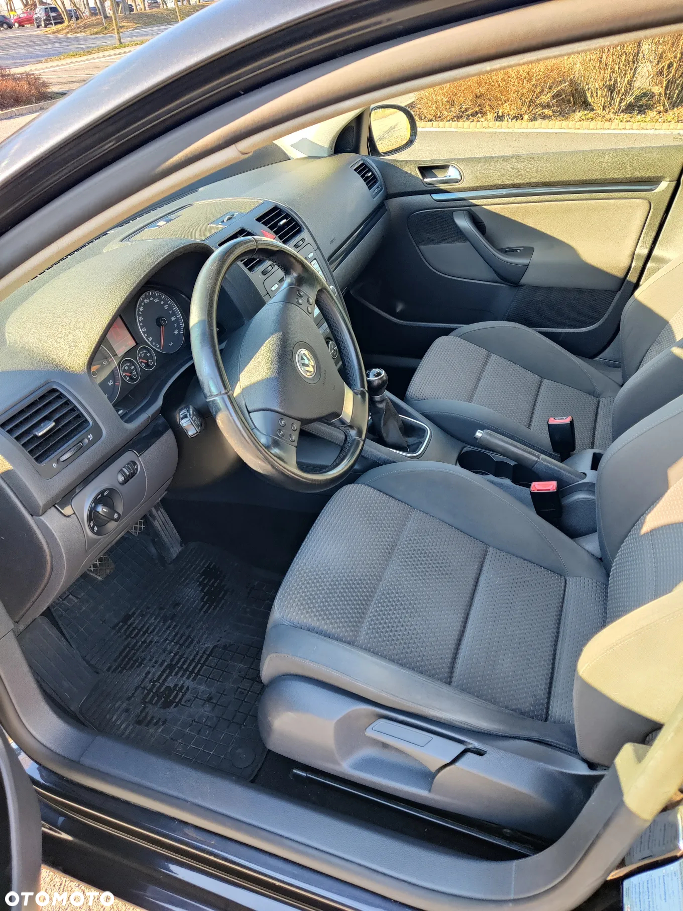 Volkswagen Golf V 2.0 TDI GT Sport - 5