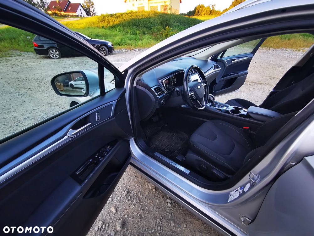 Ford Mondeo Turnier 2.0 TDCi Start-Stopp PowerShift-Aut Titanium - 9