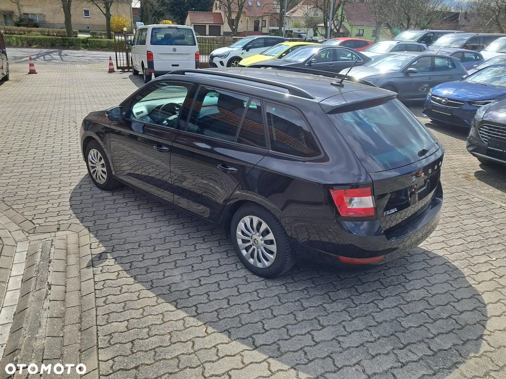 Skoda Fabia 1.0 TSI Ambition - 5