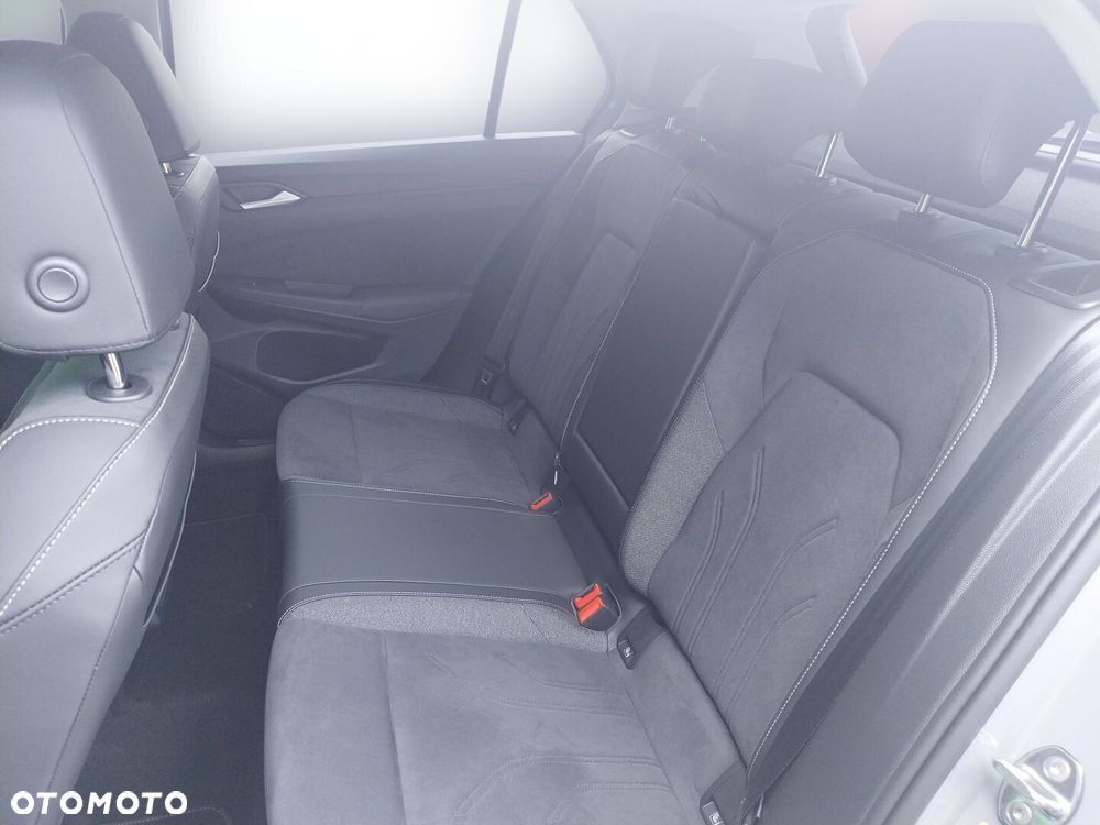 Volkswagen Golf - 20