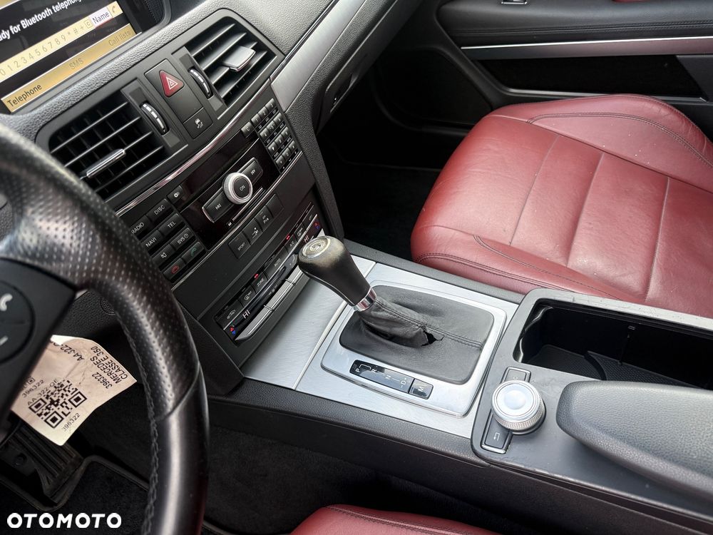 Mercedes-Benz Klasa E 300 BlueEFFICIENCY 7G-TRONIC Avantgarde - 21