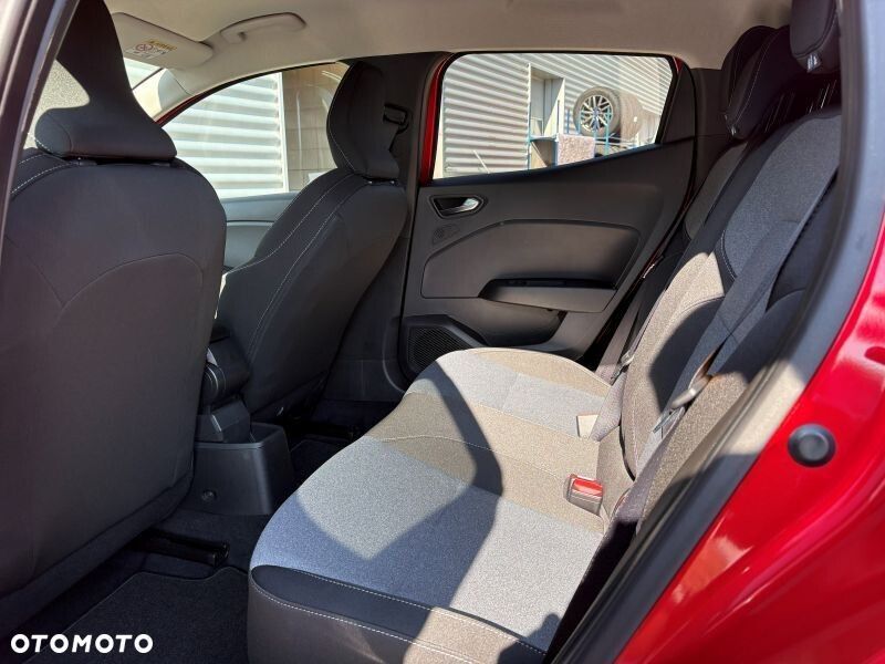 Mitsubishi Colt 1.0T Invite Style Cold - 13