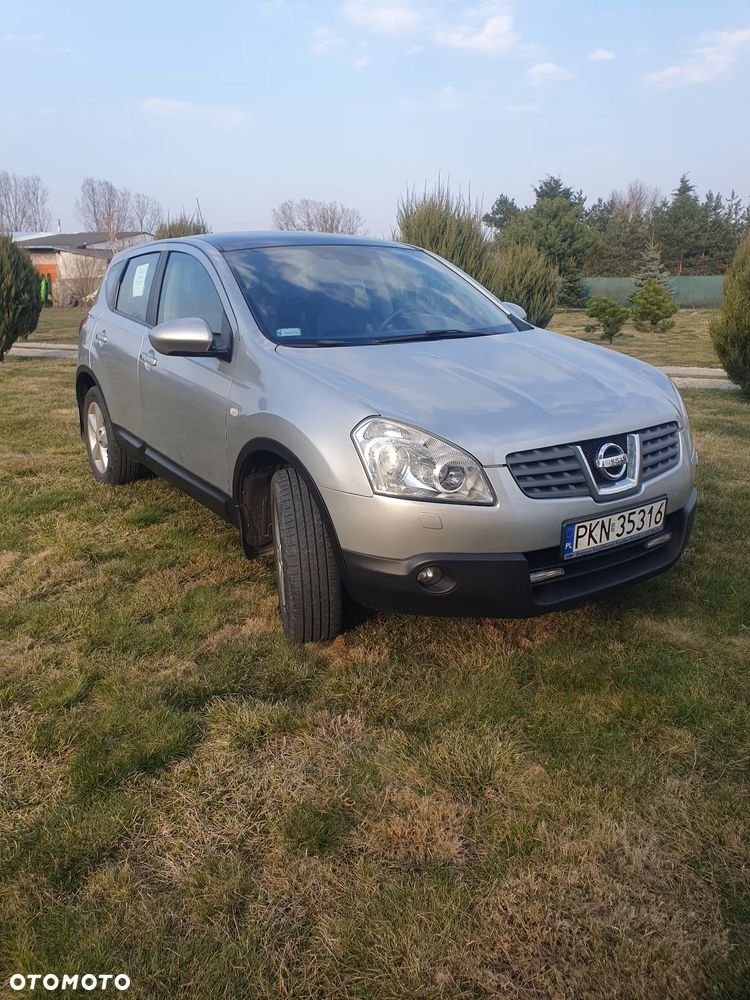 Nissan Qashqai 2.0 4x4 Lounge CVT - 1