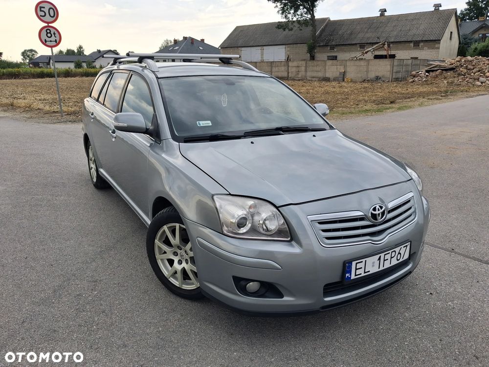 Toyota Avensis 2.0 D-4D Sol - 1