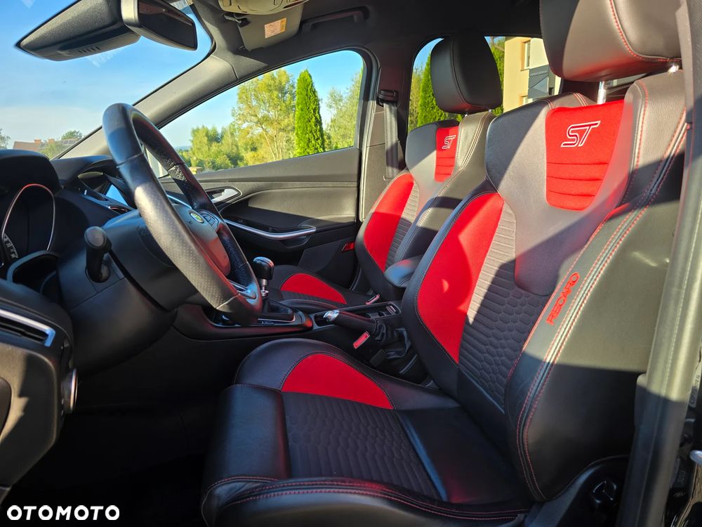 Ford Focus - 15
