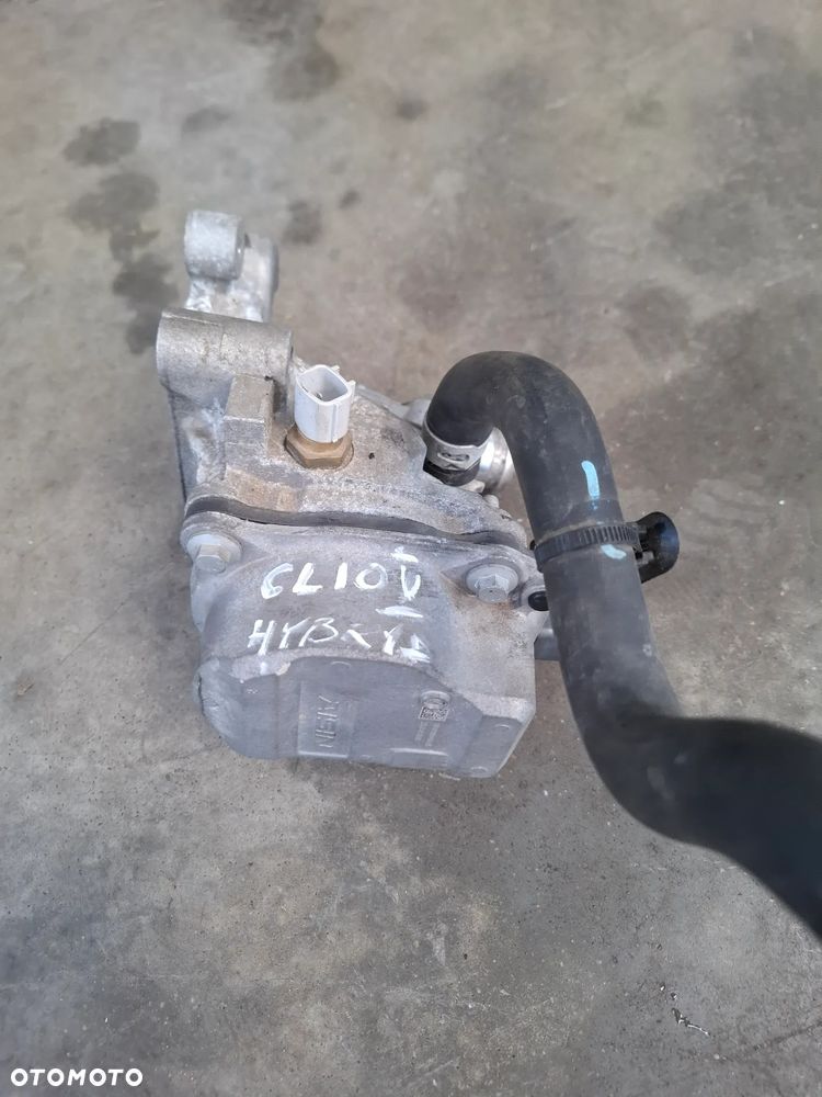 Renault Clio V 1.6 hybryda pompa wody 0810105940105 - 3
