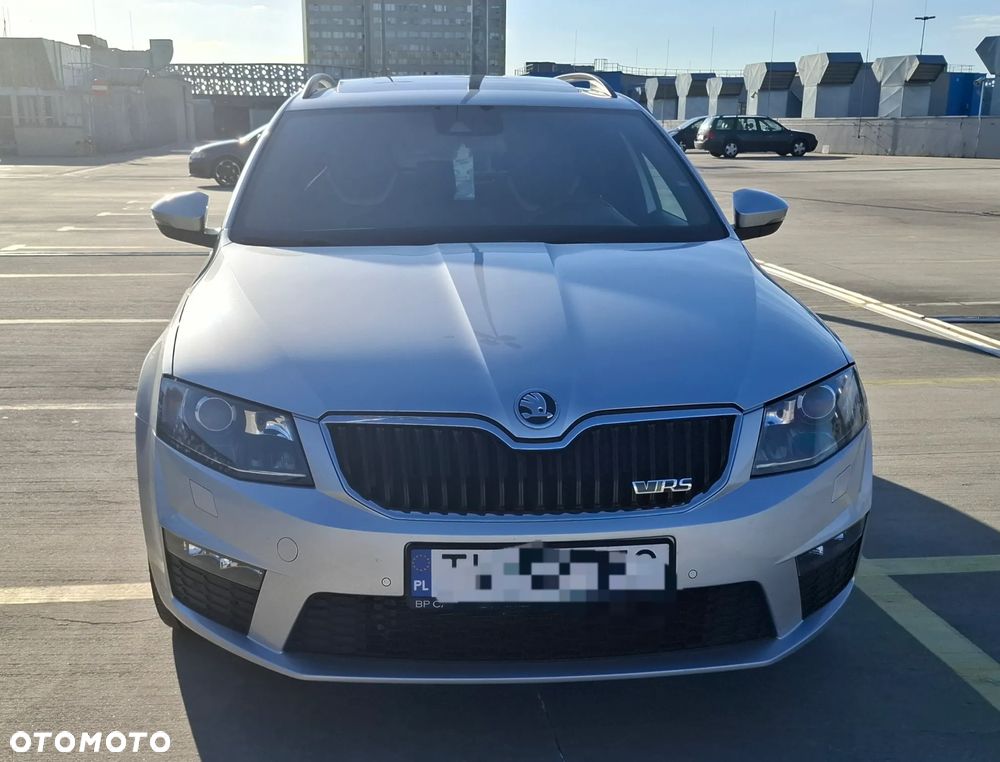 Skoda Octavia 2.0 TSI RS - 21