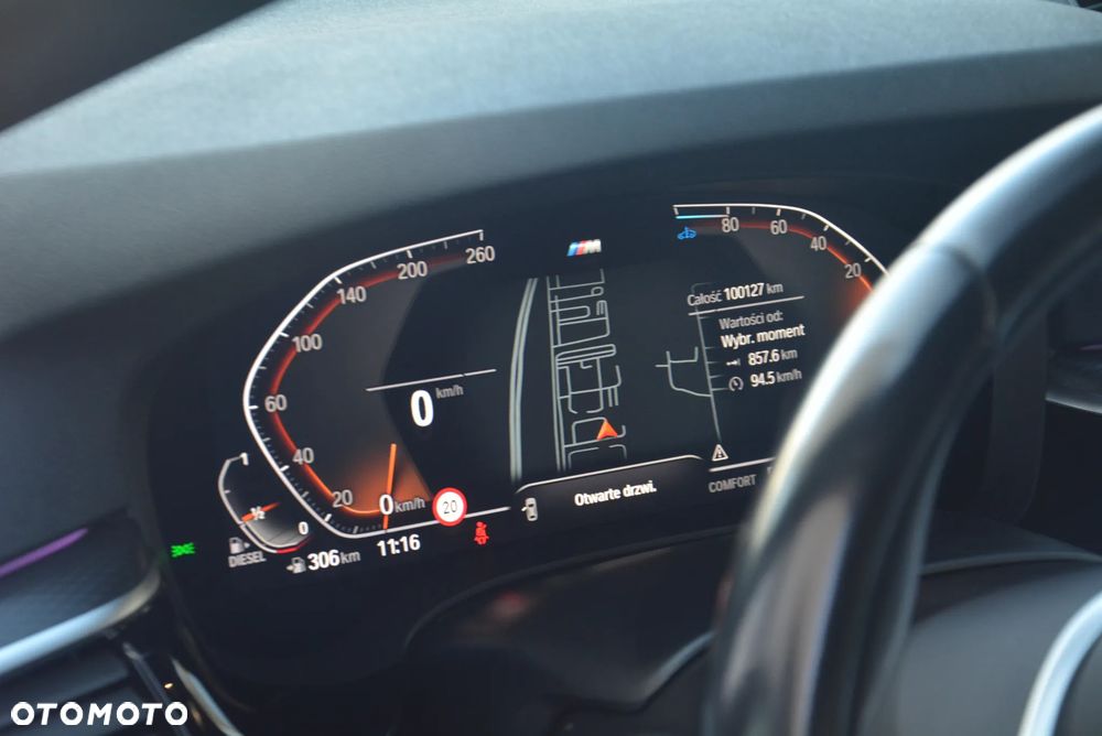 BMW Seria 5 520d xDrive MHEV M Sport sport - 13