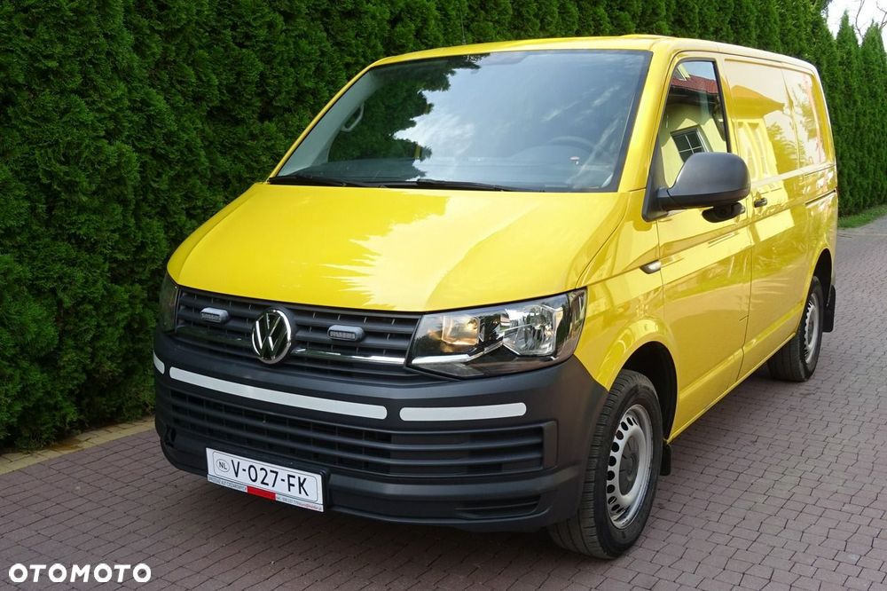 Volkswagen Transporter 2.0 TDI manual furgon serwisówka Sprowadzony - 27