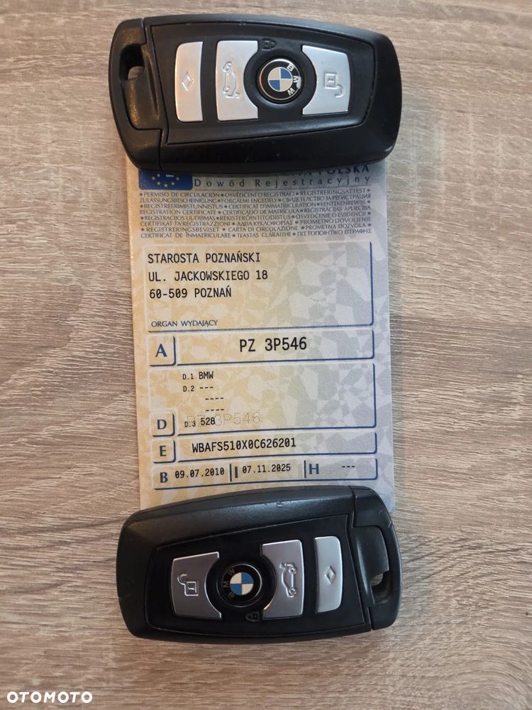 BMW Seria 5 528i - 26