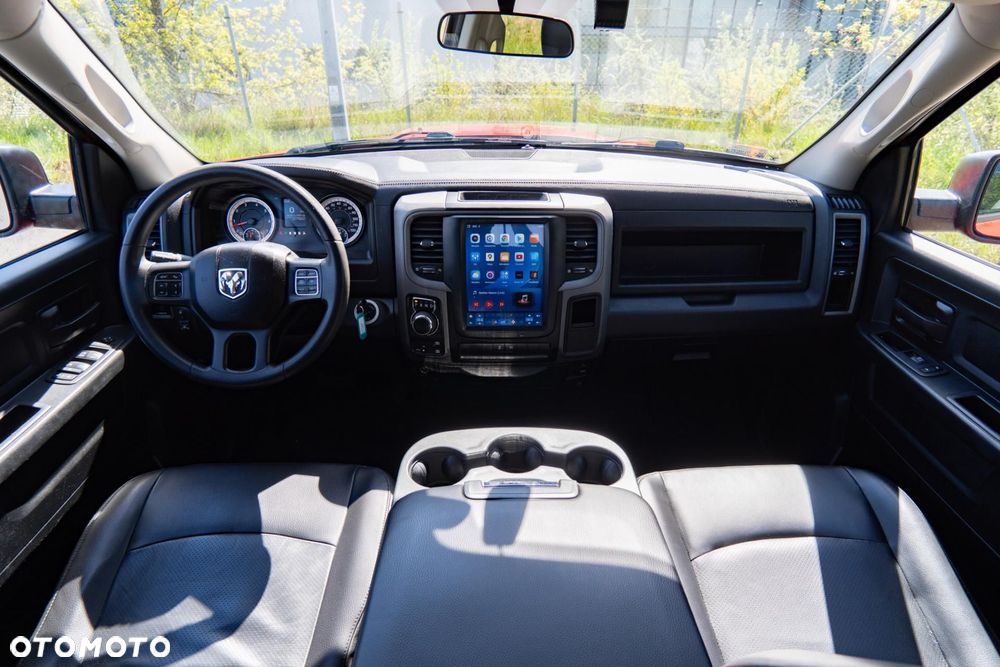 Dodge RAM 5.7 4x4 - 10