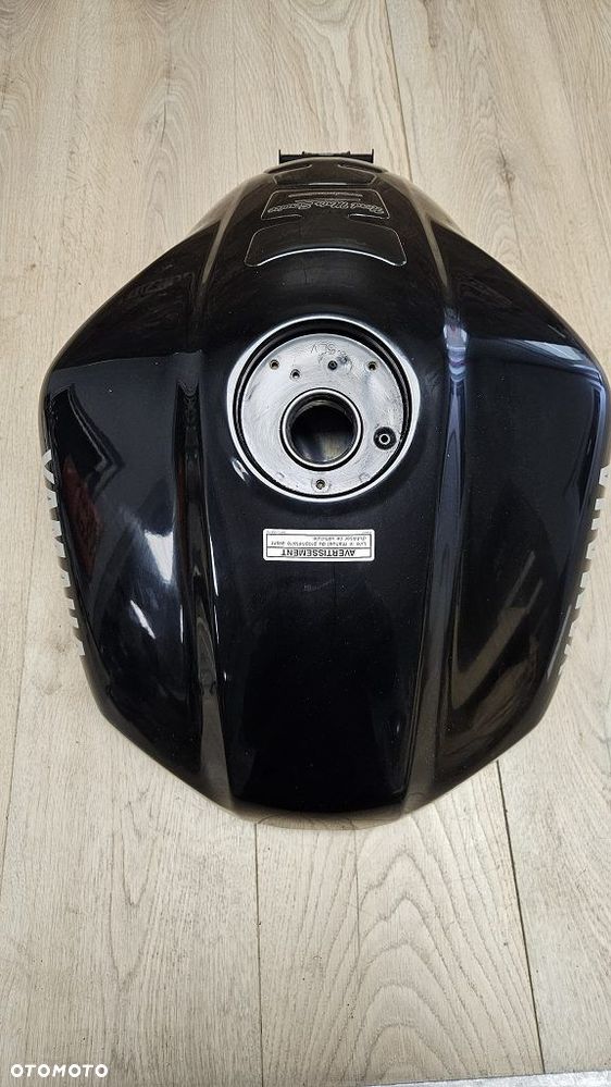Zbiornik paliwa bak Yamaha FZS 1000 Fazer - 11