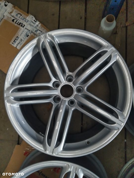 Felgi aluminiowe Audi OE 8T0601025DD 8AU 8T0601025CB 1H7 9.0" x 19" 5x112 ET 33 - 4