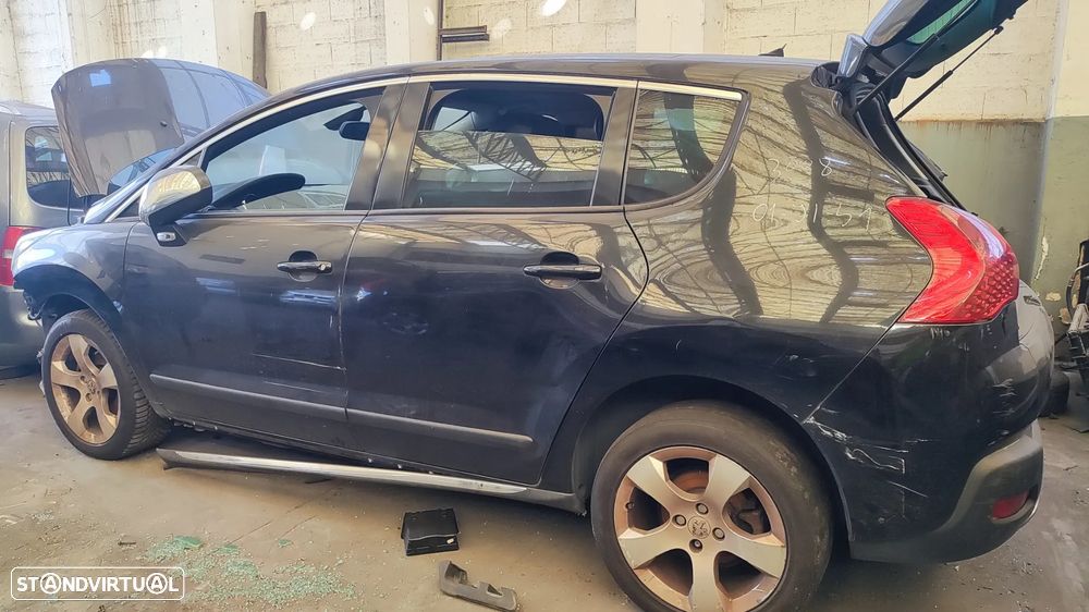 PEUGEOT 3008 1.6HDI - 2