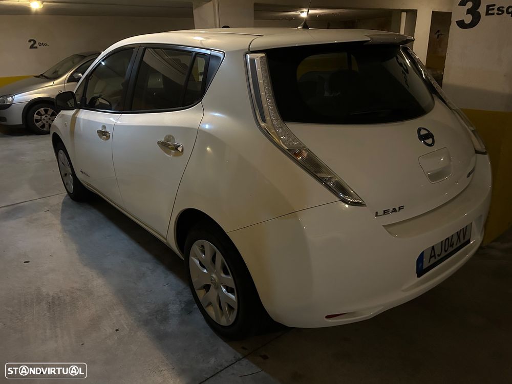 Nissan Leaf 24 kWh (c/ Bateria) Visia - 3