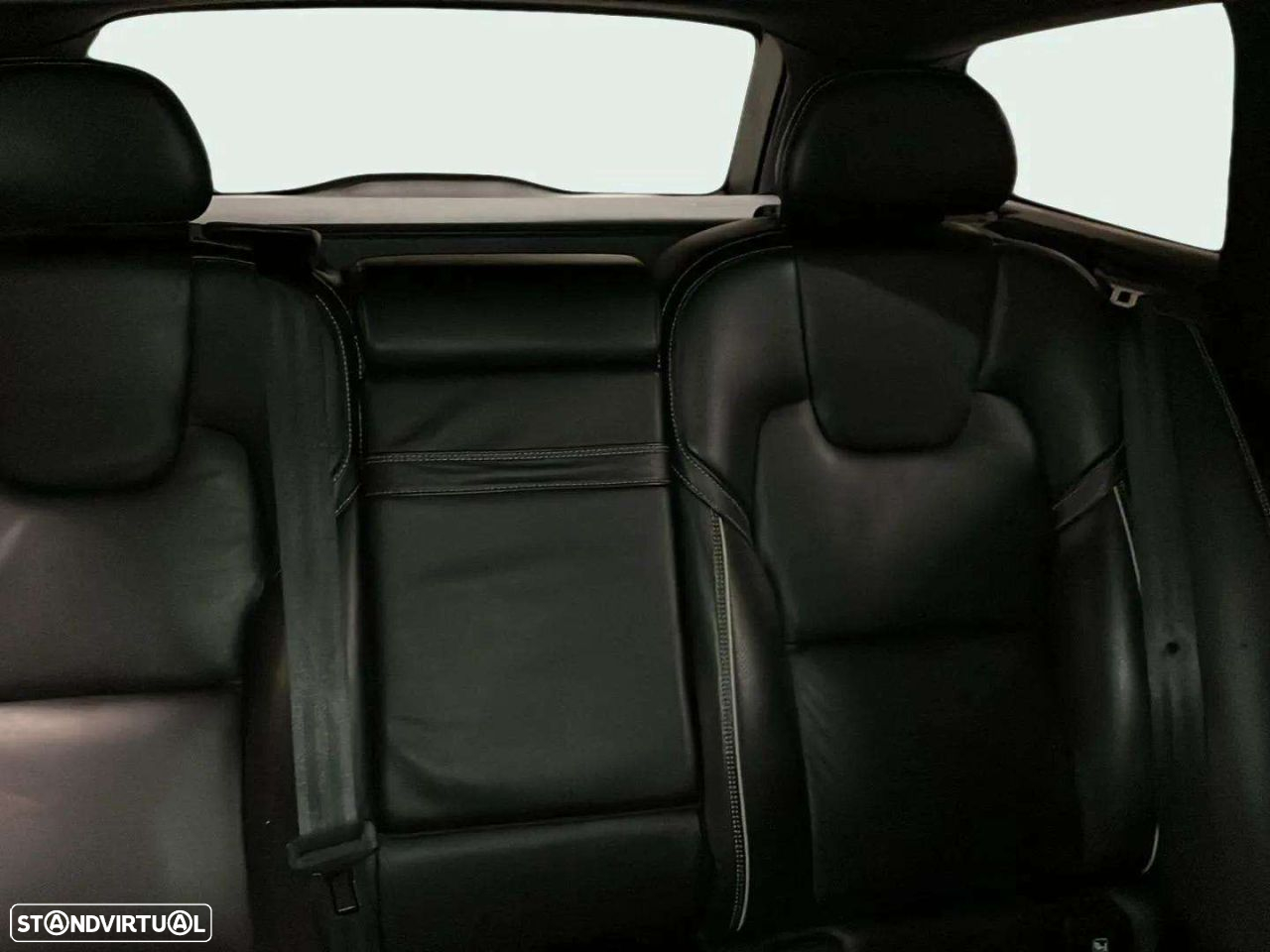 Volvo V90 2.0 D4 R-Design Geartronic - 16