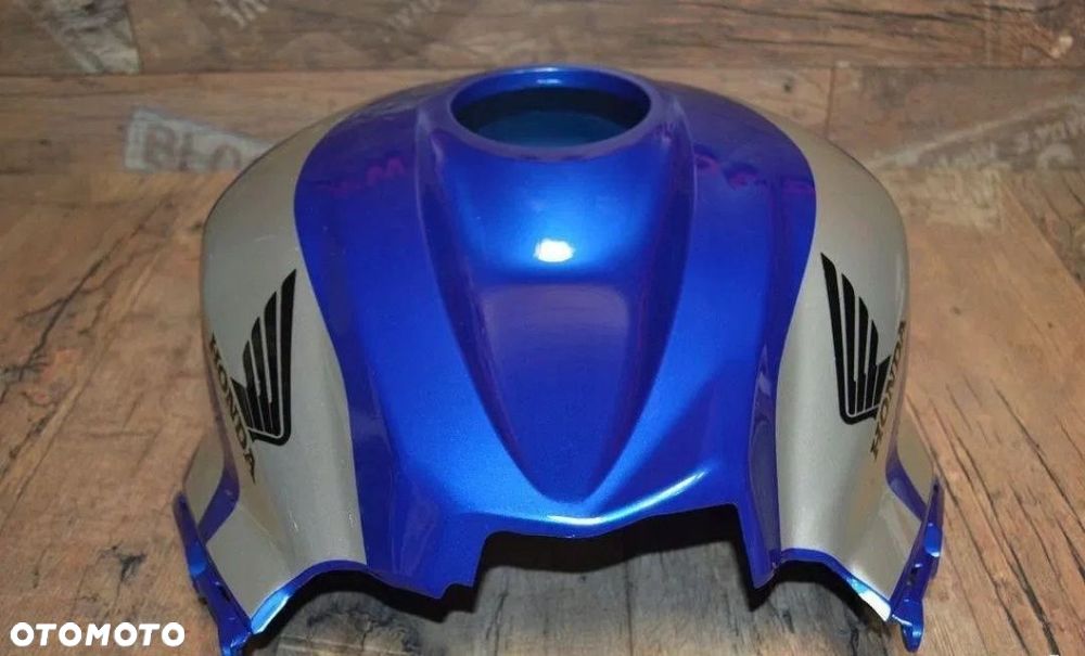 POKRYWA OSŁONA NA ZBIORNIK CBR600 RR PC40 NOWA - 2