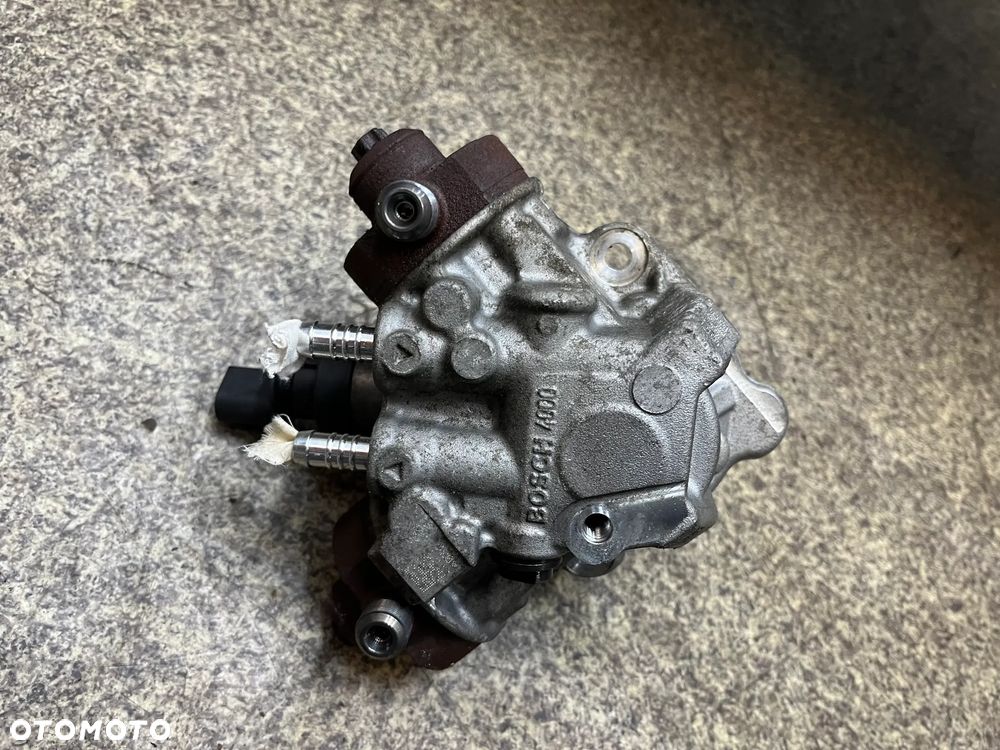 Pompa wtryskowa czujnik BMW X6 E71 40d N57D30B E70 F01 F10 F07 535d BDB OE - 4