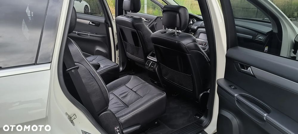 Mercedes-Benz Klasa R 350 CDI L 4-Matic - 38