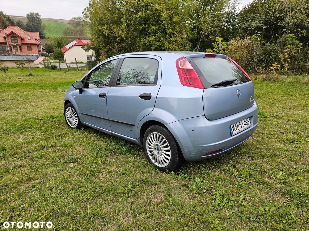 Fiat Punto 1.2 8V Active - 3