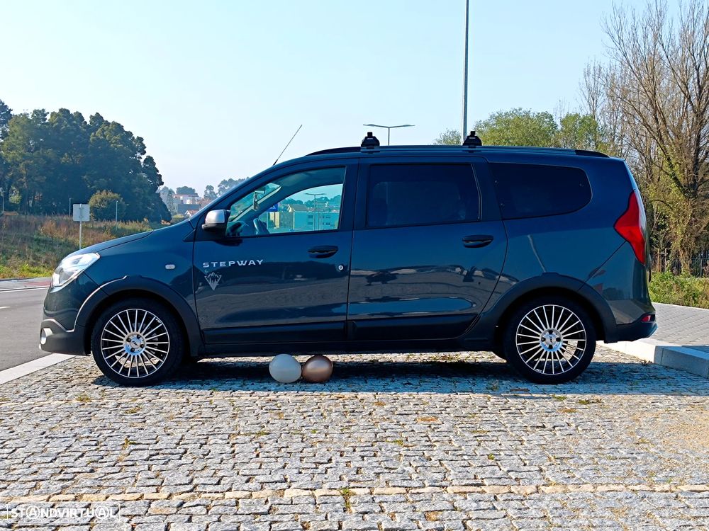 Dacia Lodgy Blue dCi 115 (7L) Stepway Selection Blue - 2