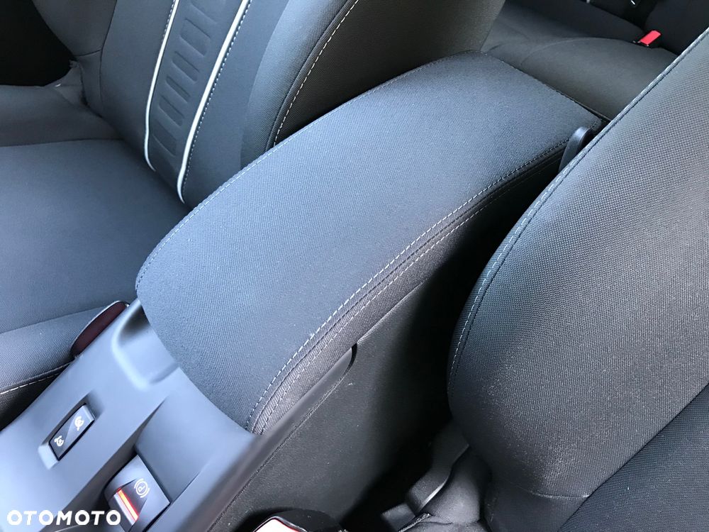 Renault Megane 1.6 16V 110 LIMITED - 19