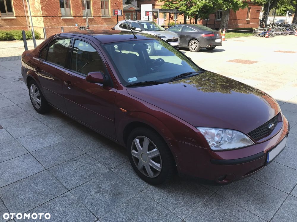 Ford Mondeo 1.8 Ghia - 3