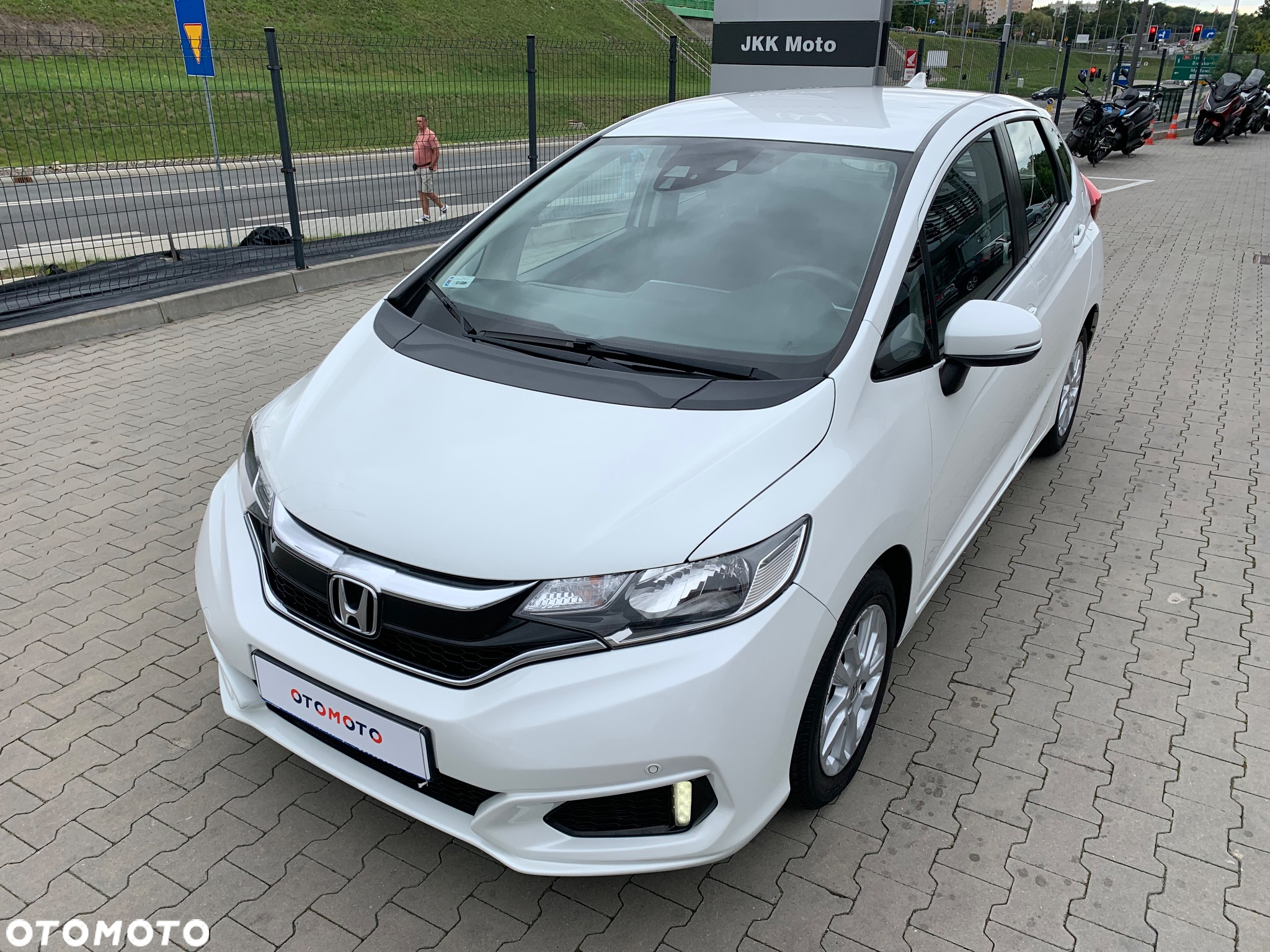 Honda Jazz 1.3 Comfort (ADAS/OGS2) CVT - 16