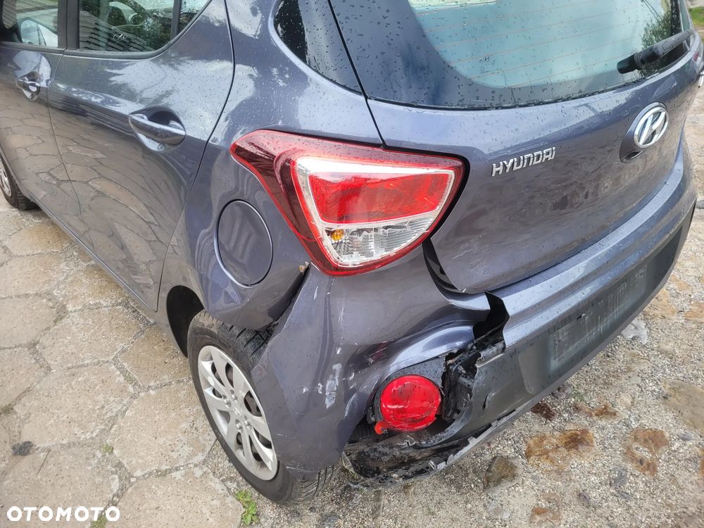 Hyundai i10 1.0 YES Gold - 10