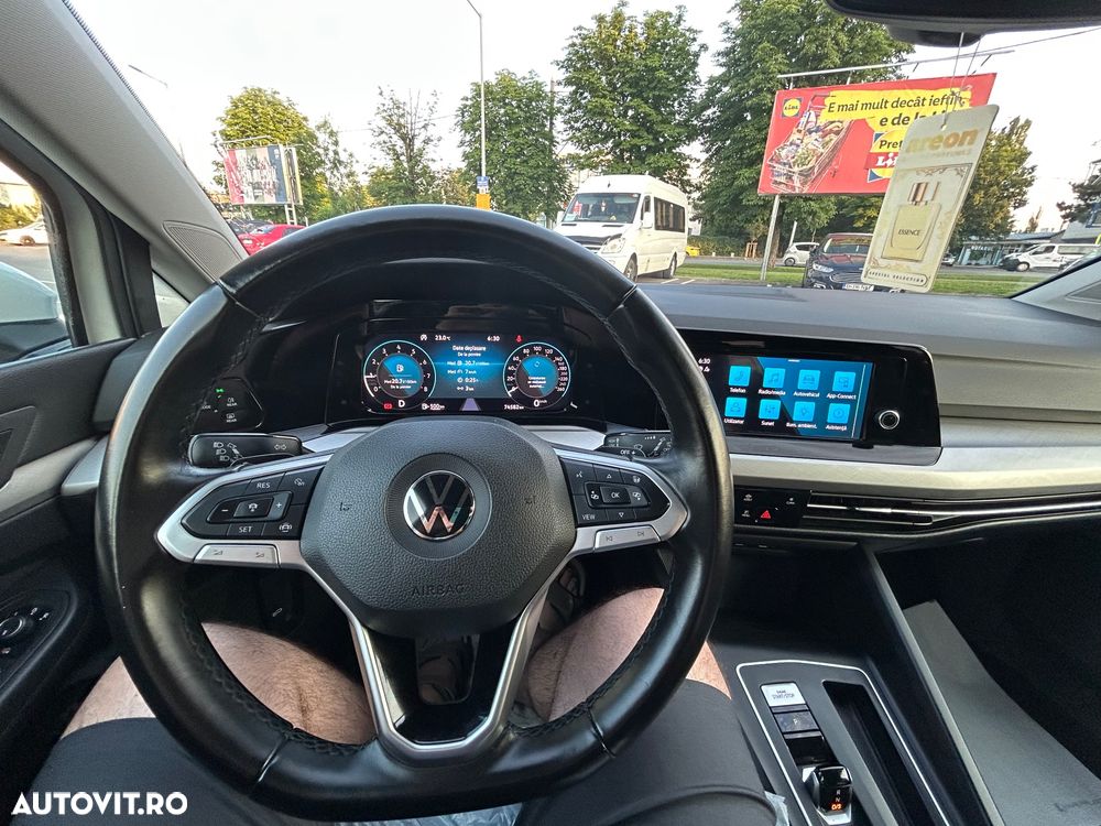 Volkswagen Golf 1.5 eTSI MHEV 150CP DSG Life - 19