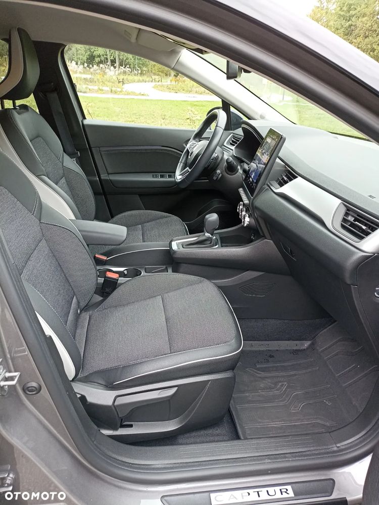 Renault Captur - 17
