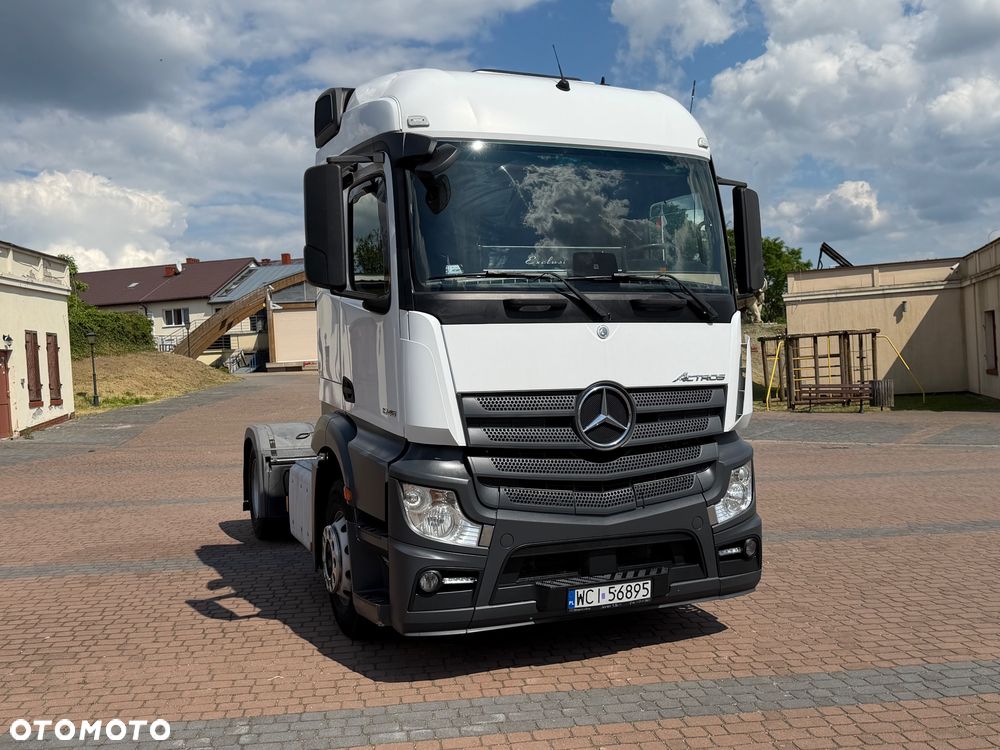 Mercedes-Benz Actros - 10