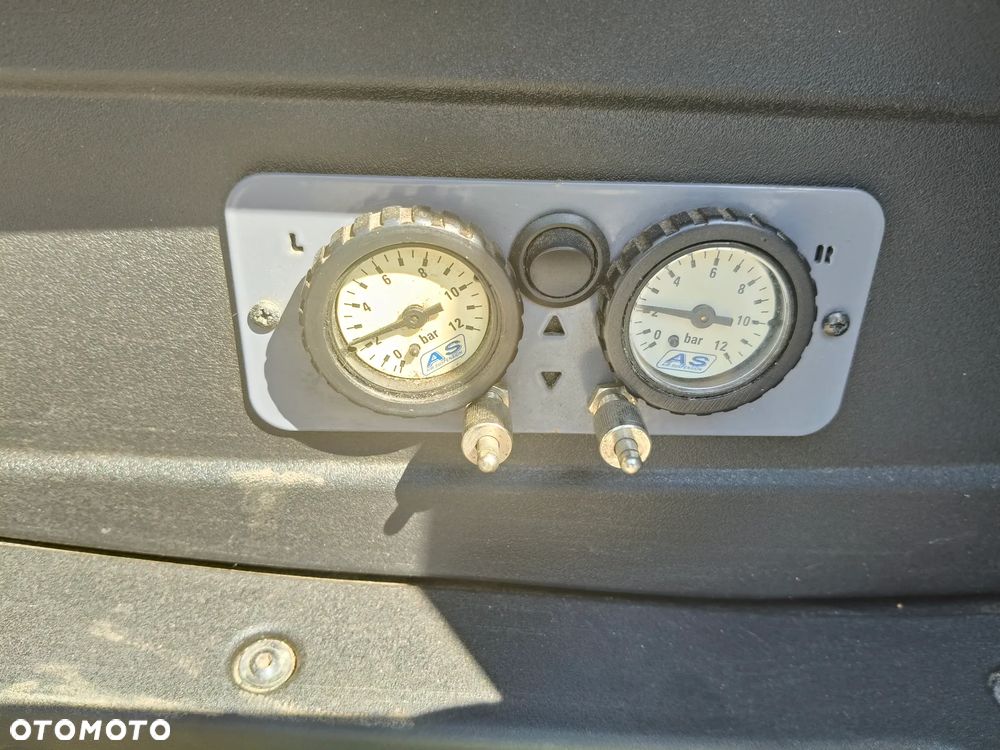 Iveco Daily - 12