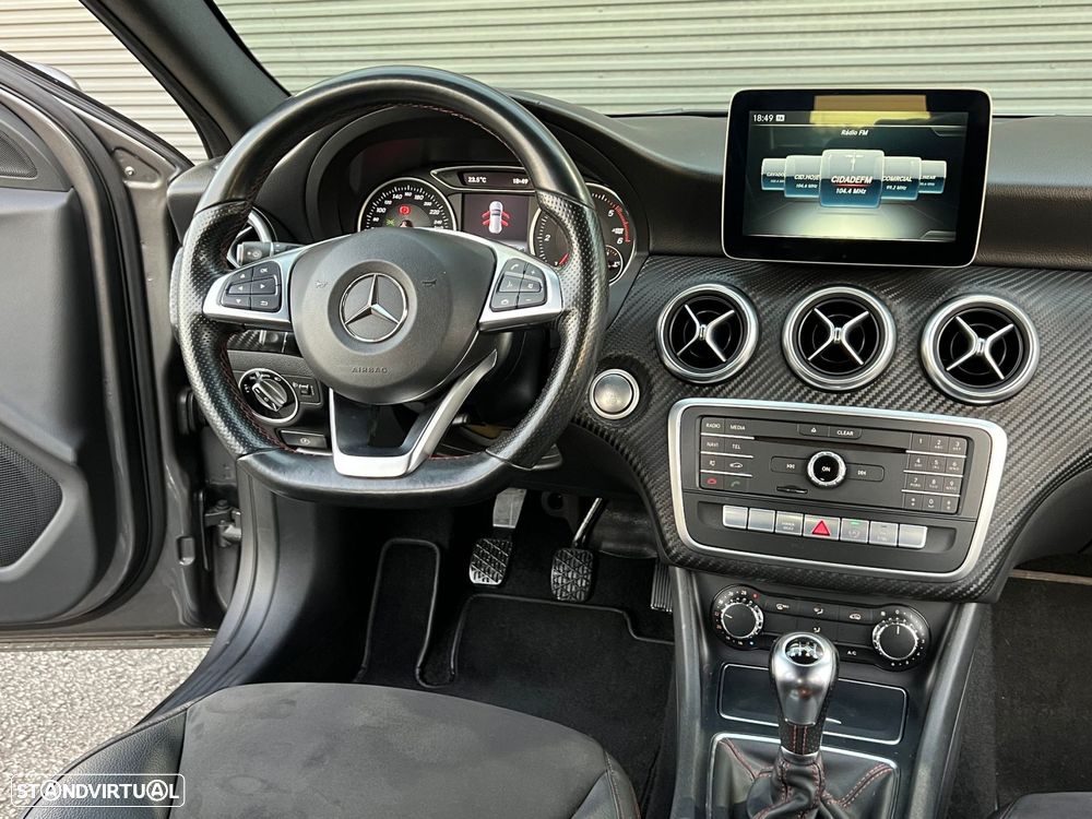 Mercedes-Benz A 180 d AMG Line - 15