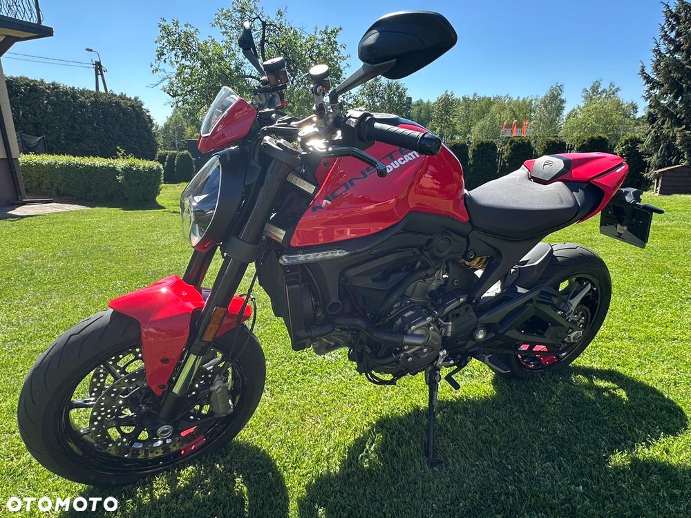 Ducati Monster - 11