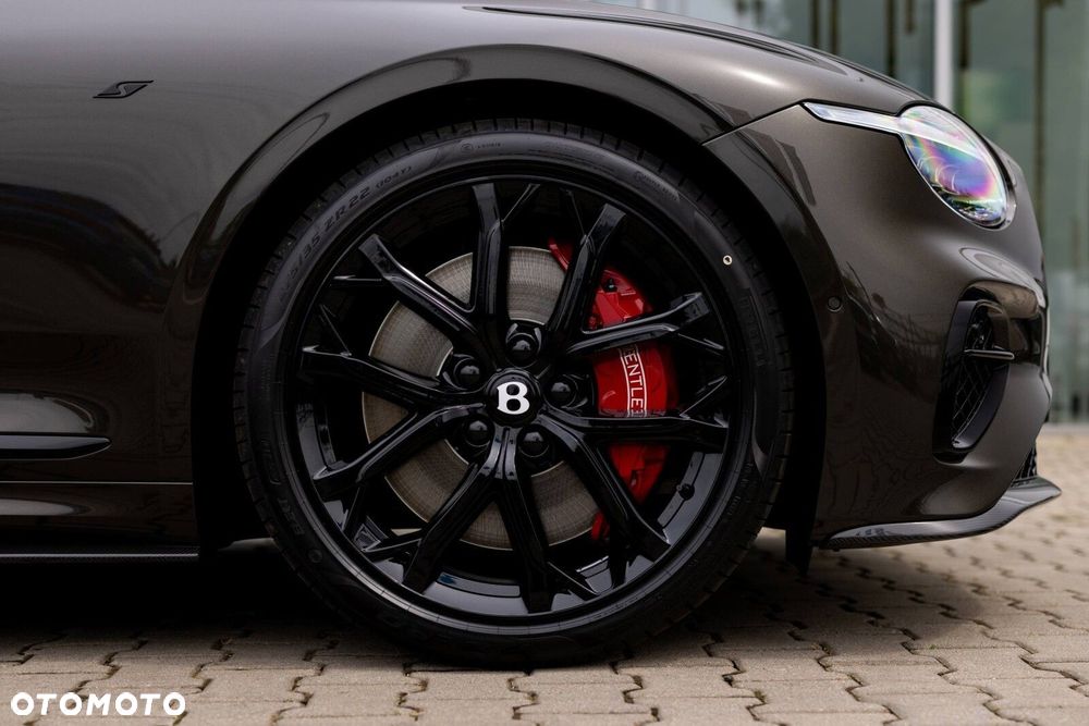 Bentley Continental GT - 5