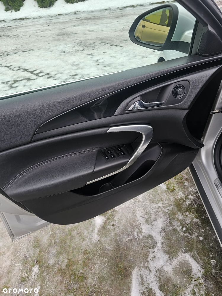 Opel Insignia - 14